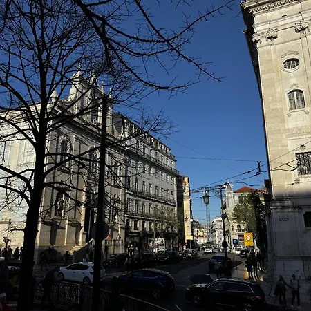 Chiado View Лиссабон